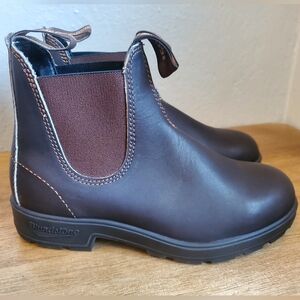 New!!! Blundstone 500 Chelsea Boots Stout Brown Womens Size 6